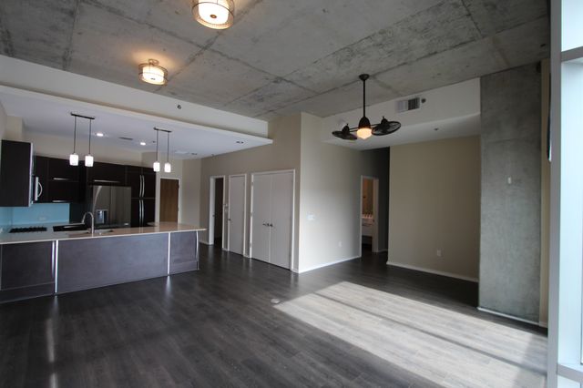 700 12th Ave S Unit 807, Nashville, TN 37203