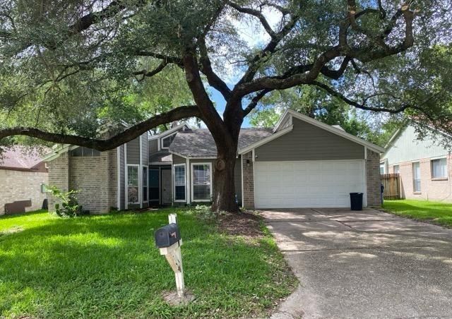 3907 Algernon Drive, Spring, TX 77373