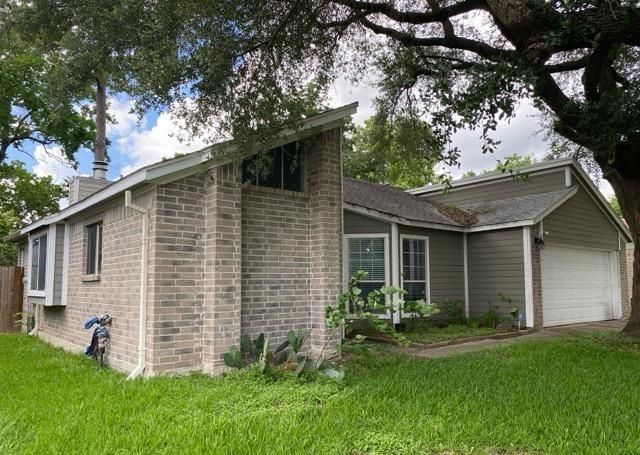 3907 Algernon Drive, Spring, TX 77373