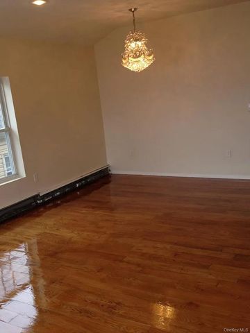 9718 125th Street, Richmond Hill, NY 11419