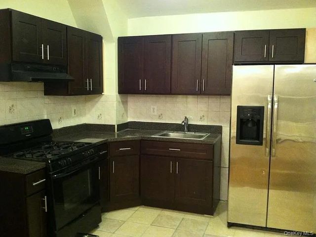 9718 125th Street, Richmond Hill, NY 11419