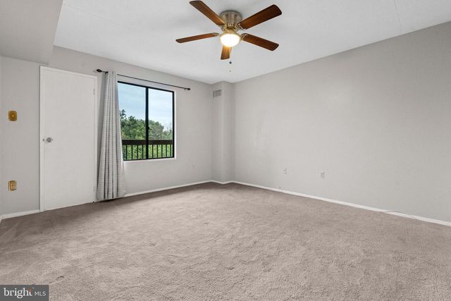 6300 STEVENSON AVE #907, Alexandria, VA 22304