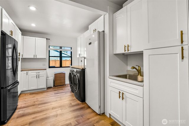 9619 224th Street SW, Edmonds, WA 98020