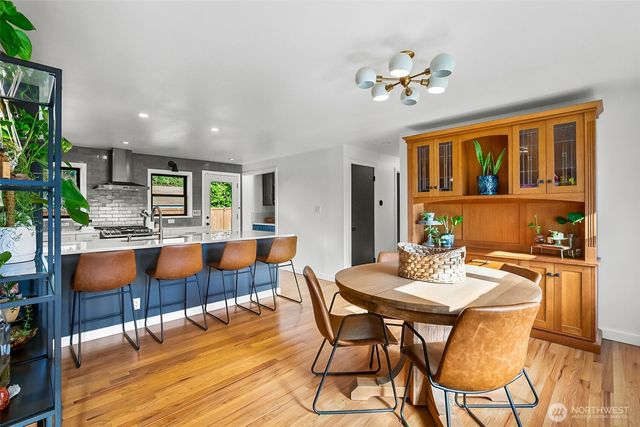 9619 224th Street SW, Edmonds, WA 98020