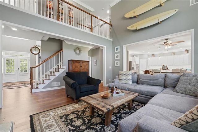 1737 Kinsmon Cove, Marietta, GA 30062