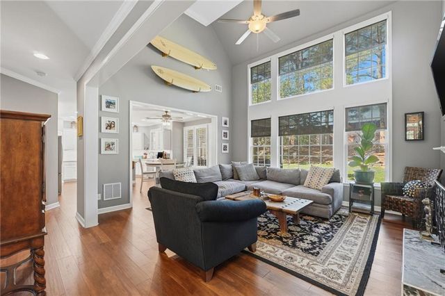 1737 Kinsmon Cove, Marietta, GA 30062