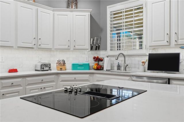 1737 Kinsmon Cove, Marietta, GA 30062