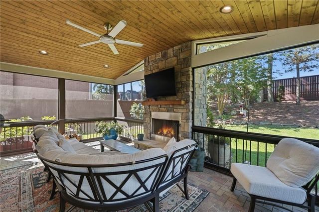 1737 Kinsmon Cove, Marietta, GA 30062