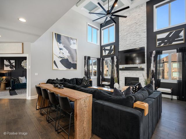 7844 Northwoods Court, Frankfort, IL 60423