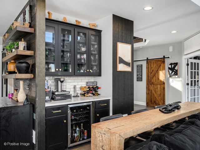 7844 Northwoods Court, Frankfort, IL 60423