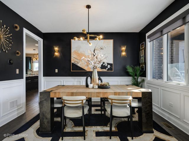 7844 Northwoods Court, Frankfort, IL 60423