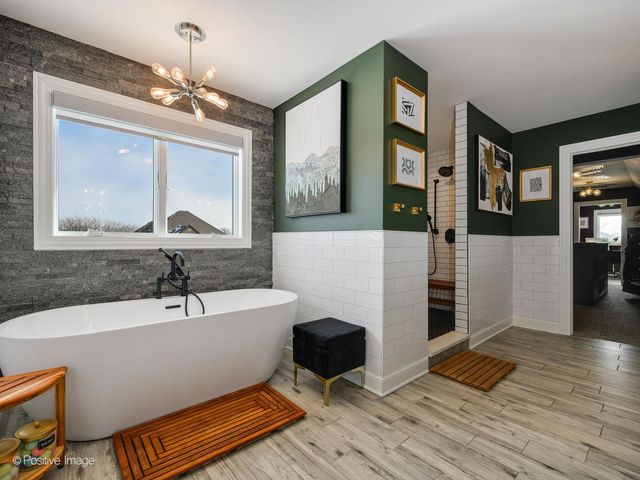 7844 Northwoods Court, Frankfort, IL 60423