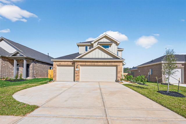 9750 Enclave Ridge Road, Willis, TX 77318