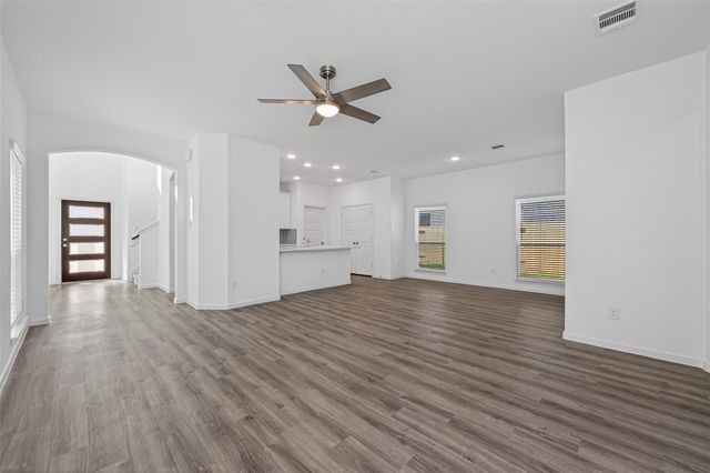 9750 Enclave Ridge Road, Willis, TX 77318