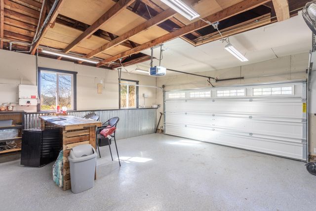 8567 Winona Way, Redding, CA 96002