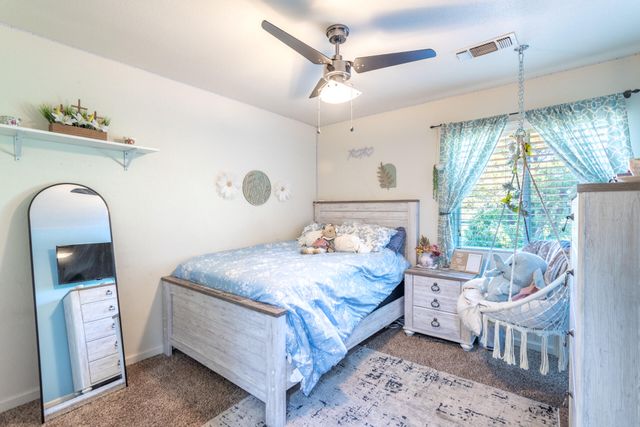 8567 Winona Way, Redding, CA 96002