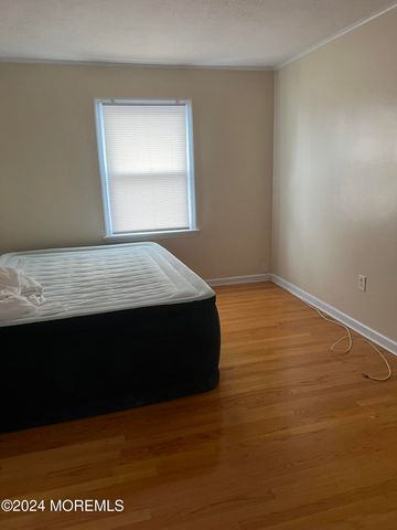 208 Lincoln Avenue C, Seaside Heights, NJ 08751