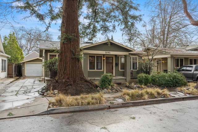 1041 Santa Barbara Ct, Sacramento, CA 95816