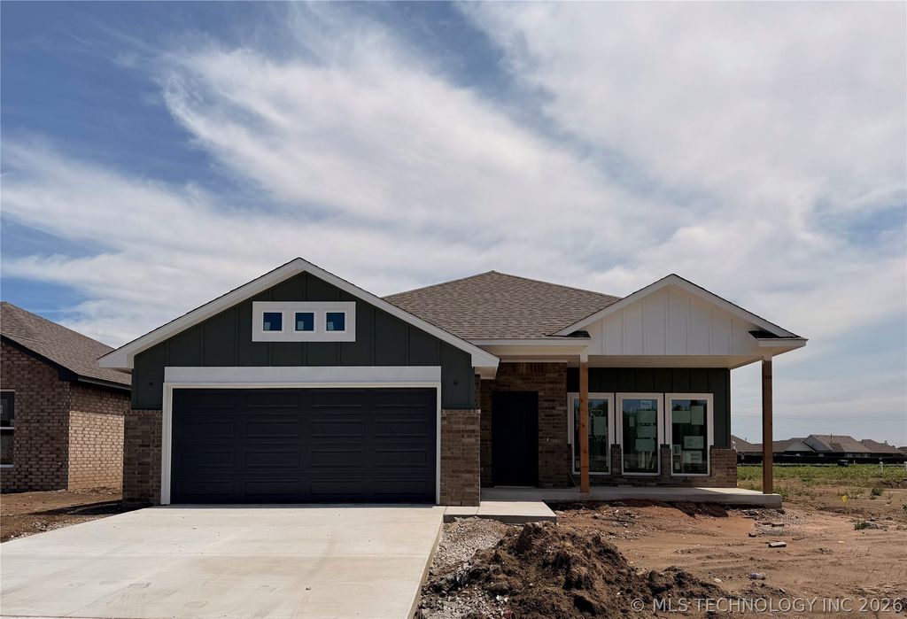 10957 S 271st Avenue, Coweta, OK 74429