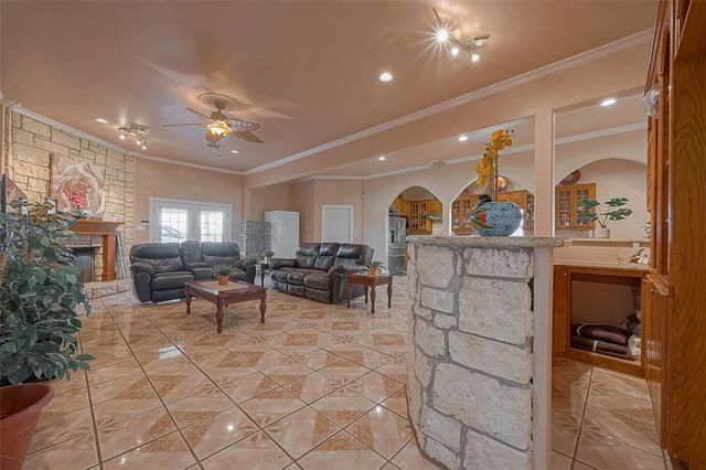 1241 Terrazas Ln Lane, Sealy, TX 77474