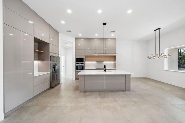 5544 SW 136TH AVENUE, Ocala, FL 34481