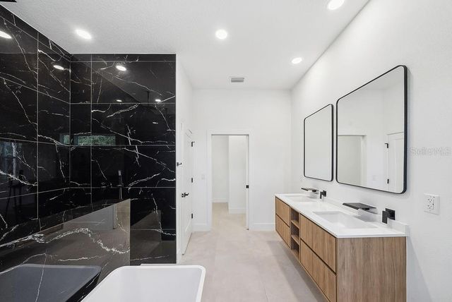 5544 SW 136TH AVENUE, Ocala, FL 34481