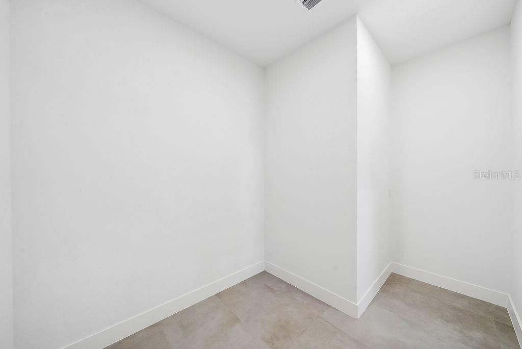 Image 33 of property listing at 5544 SW 136TH AVENUE, Ocala, FL 34481