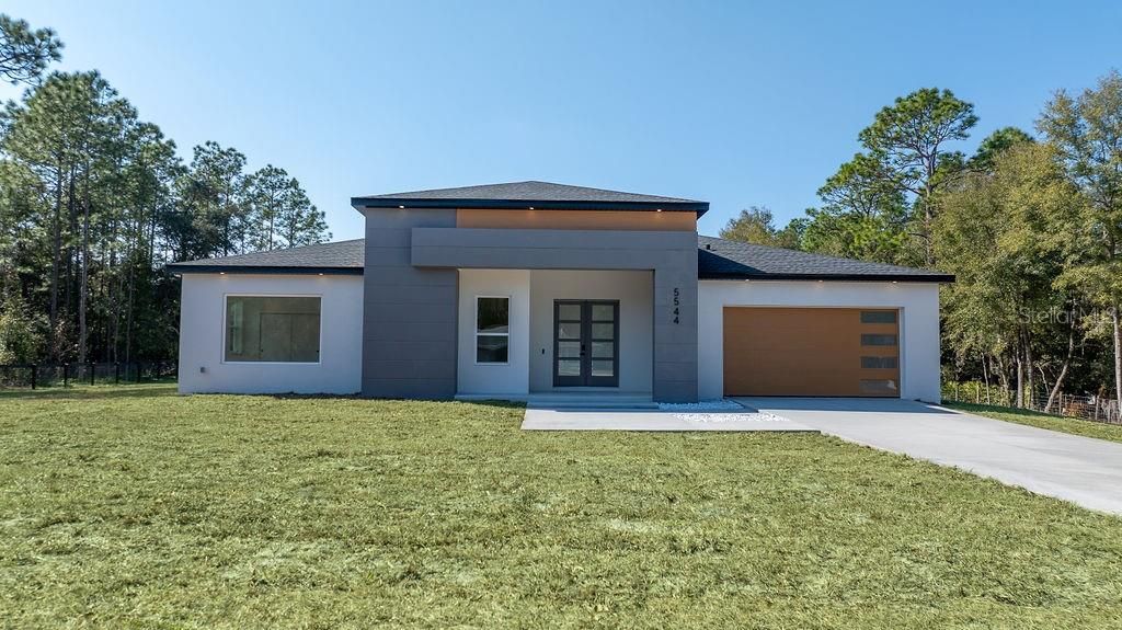 Image 9 of property listing at 5544 SW 136TH AVENUE, Ocala, FL 34481