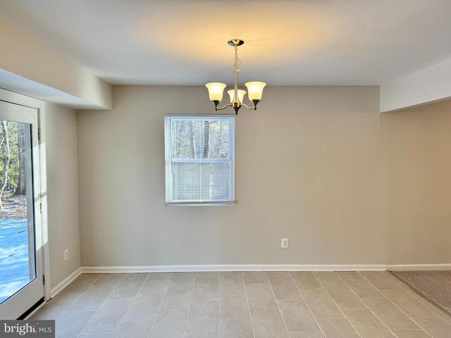 4 SAINT JAMES CT, Stafford, VA 22556