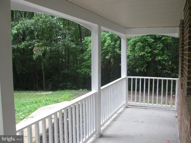 4 SAINT JAMES CT, Stafford, VA 22556