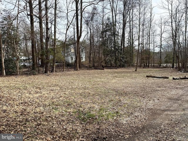 4 SAINT JAMES CT, Stafford, VA 22556