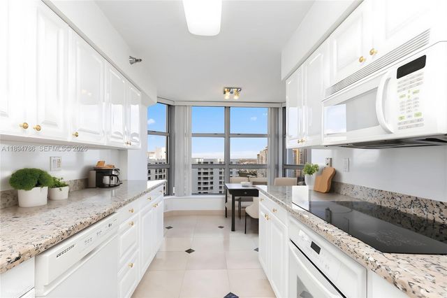 3400 NE 192nd Street LPH5, Aventura, FL 33180