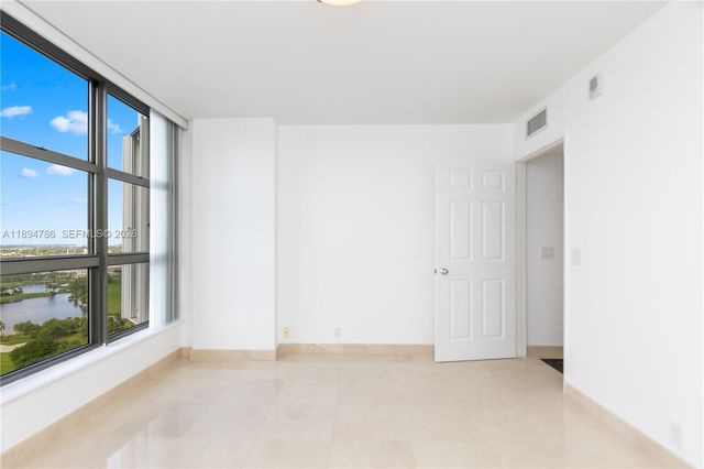 3400 NE 192nd Street LPH5, Aventura, FL 33180