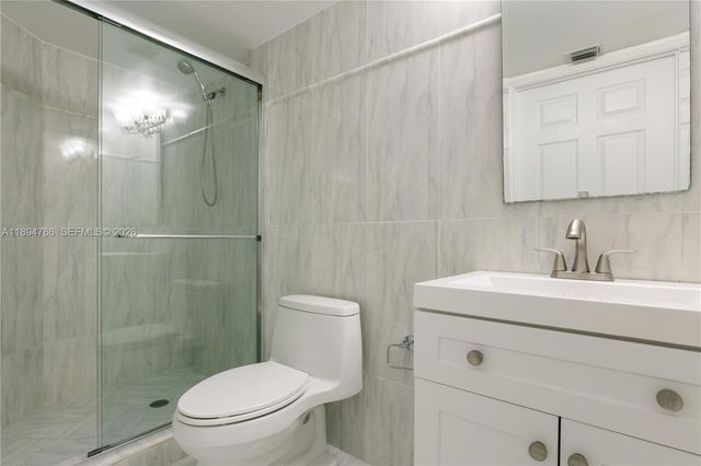 3400 NE 192nd Street LPH5, Aventura, FL 33180