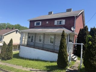 940 Second street, Menallen Twp, PA 15468