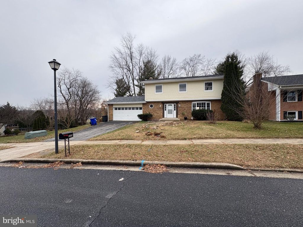 200 GLADE BLVD, Walkersville, MD 21793