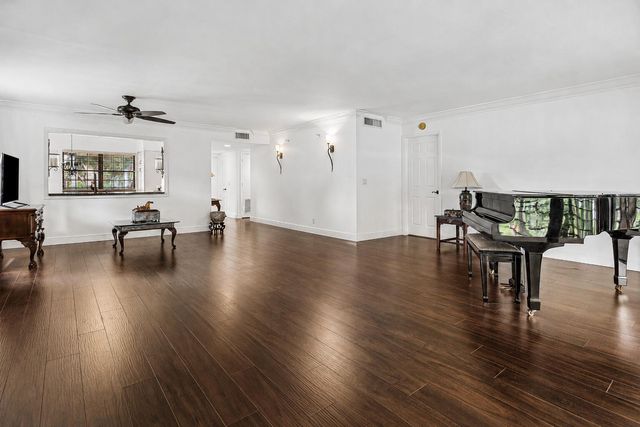6462 Aspen Glen Circle, Boynton Beach, FL 33437