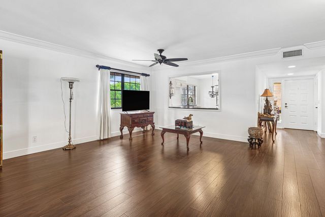 6462 Aspen Glen Circle, Boynton Beach, FL 33437