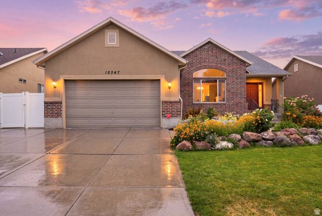 12347 S BLACK POWDER DR, Herriman, UT 84096