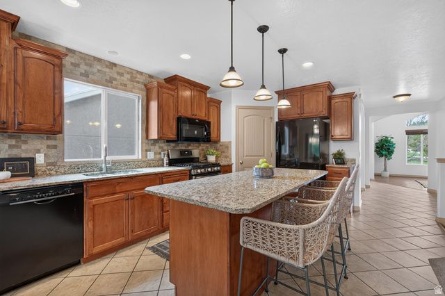 12347 S BLACK POWDER DR, Herriman, UT 84096