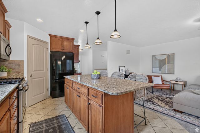 12347 S BLACK POWDER DR, Herriman, UT 84096
