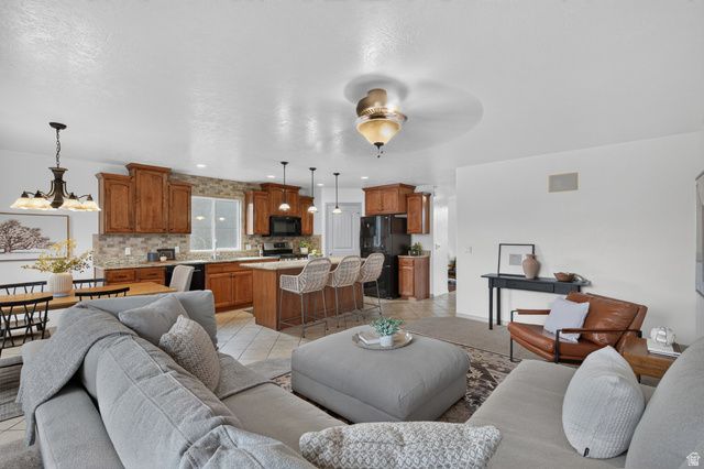 12347 S BLACK POWDER DR, Herriman, UT 84096