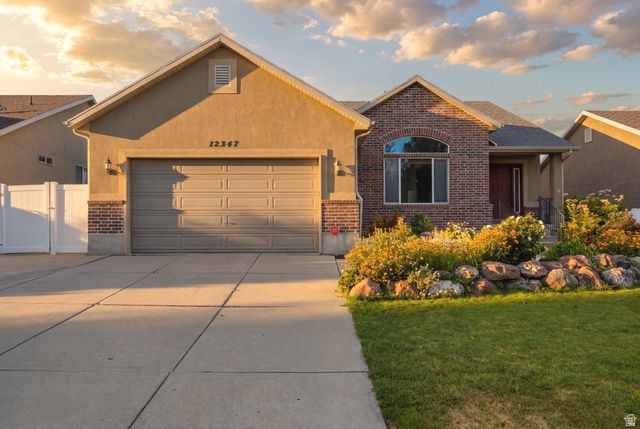 12347 S BLACK POWDER DR, Herriman, UT 84096