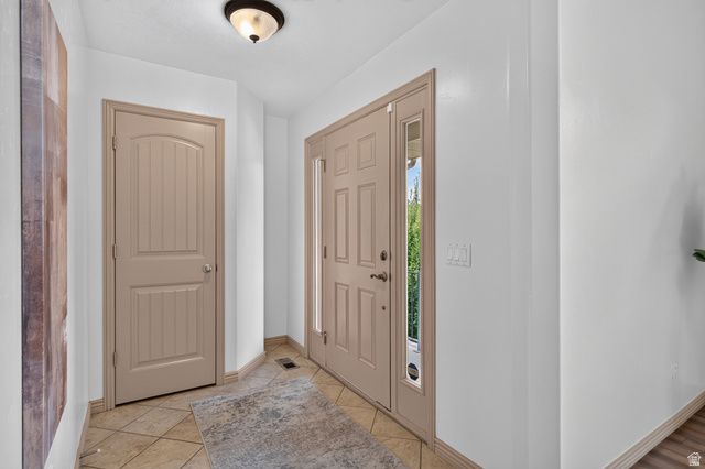 12347 S BLACK POWDER DR, Herriman, UT 84096