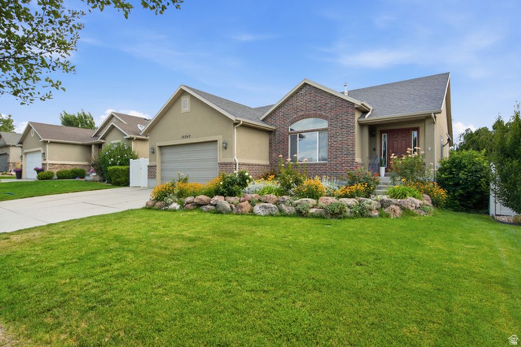 12347 S BLACK POWDER DR, Herriman, UT 84096