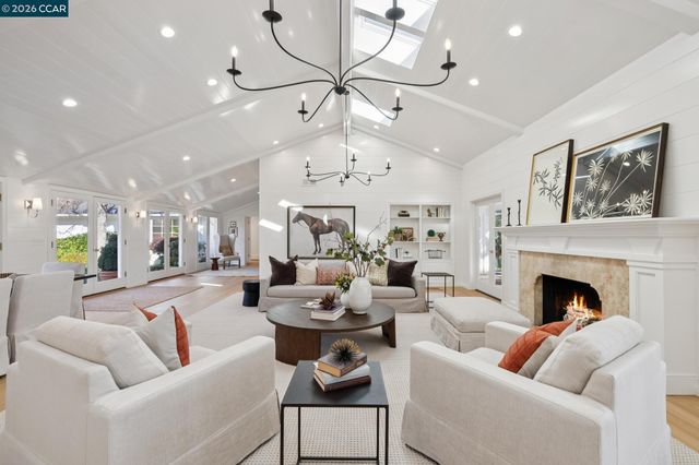 4040 LOS ARABIS DRIVE, Lafayette, CA 94549