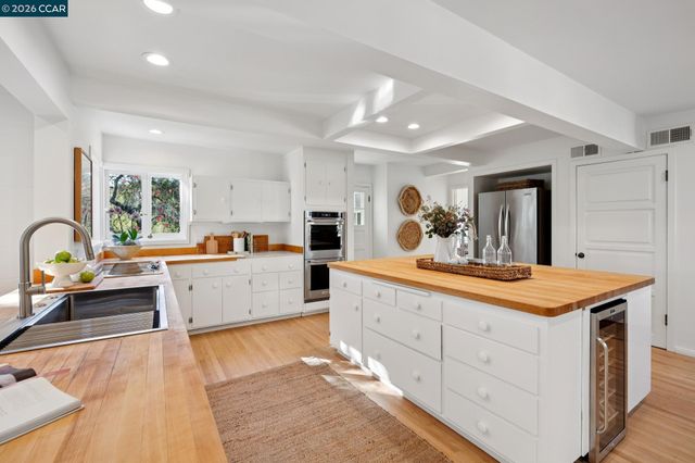 4040 LOS ARABIS DRIVE, Lafayette, CA 94549