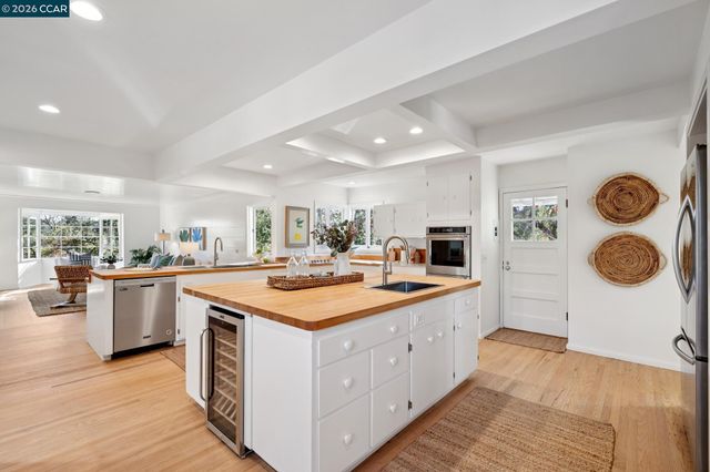 4040 LOS ARABIS DRIVE, Lafayette, CA 94549