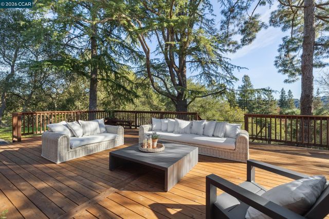 4040 LOS ARABIS DRIVE, Lafayette, CA 94549