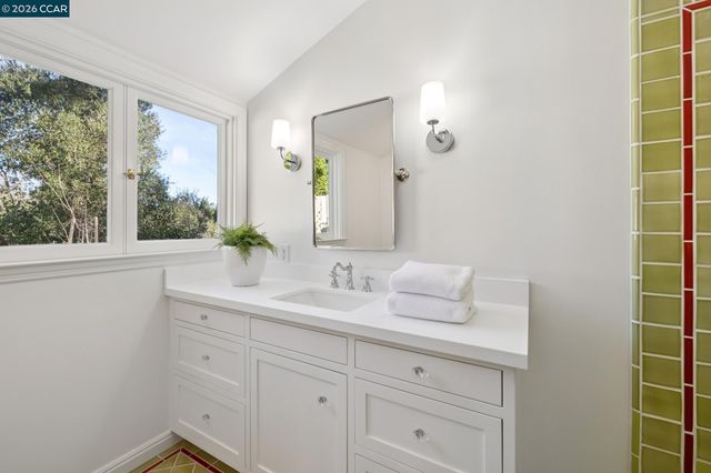 4040 LOS ARABIS DRIVE, Lafayette, CA 94549